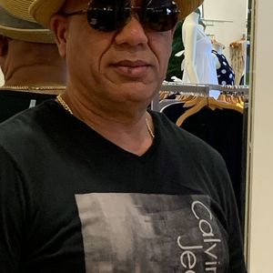 Meet your Posher, Juan